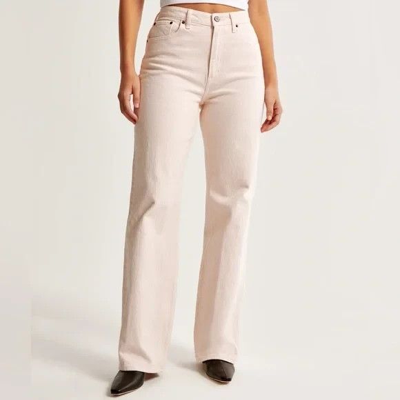 NWT Abercrombie and Fitch 90s Relaxed High Rise Jeans Womens 33/16S Light Pink - Picture 1 of 10